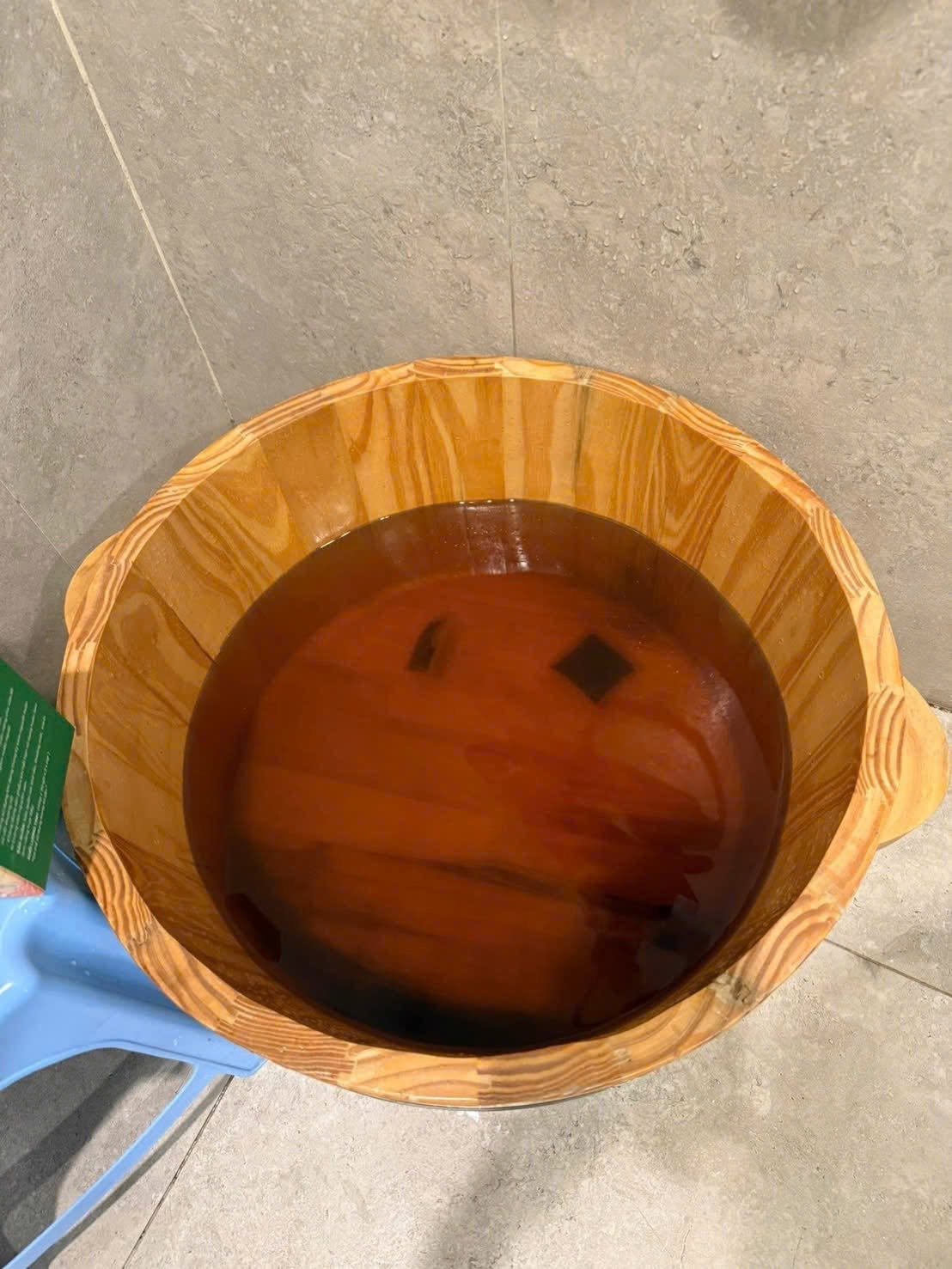 Chậu Gỗ Ngâm Mông